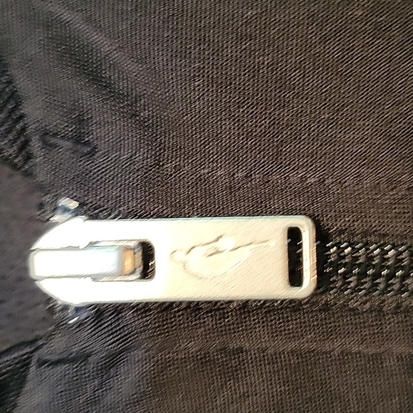 2x Adidas Knicks warm up jacket - Picture 3 of 7